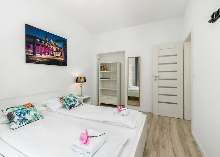 شقة Modern One Bedroom In By Renters